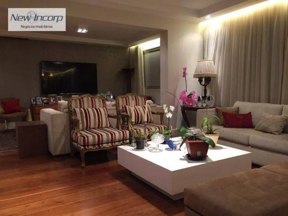 Apartamento, 3 quartos, 170 m² - Foto 1