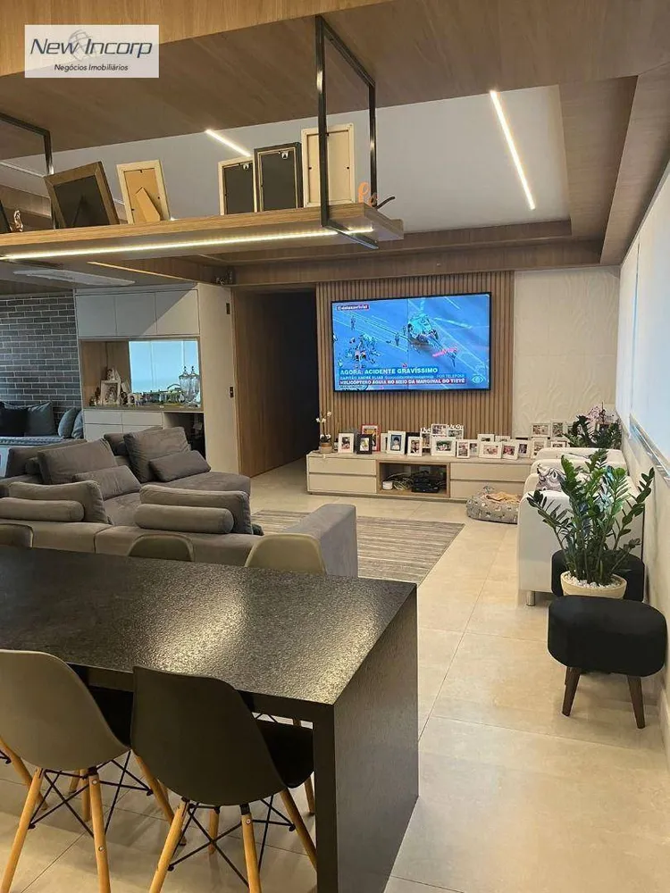 Apartamento, 3 quartos, 158 m² - Foto 2