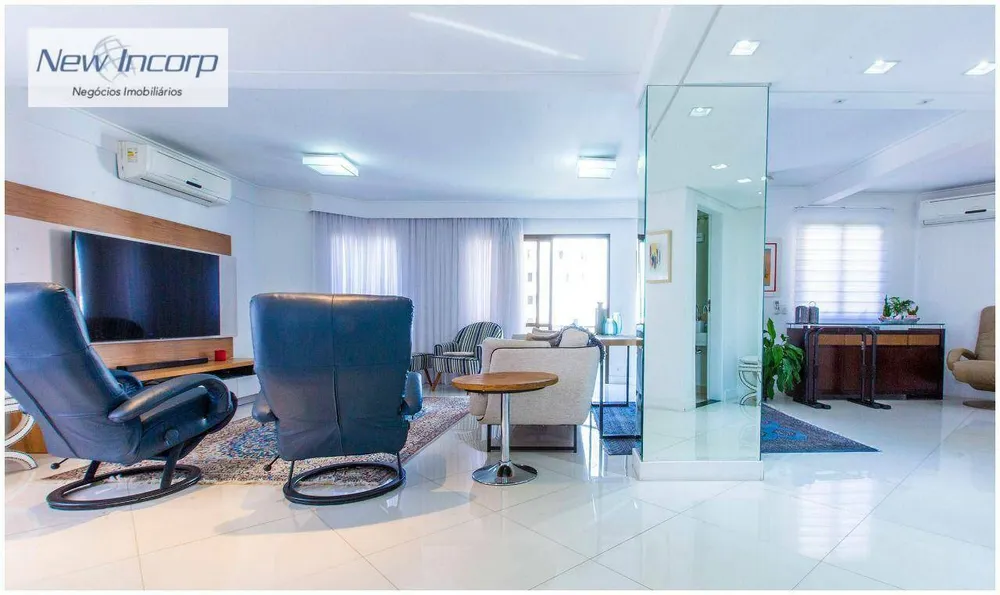 Apartamento, 4 quartos, 230 m² - Foto 1
