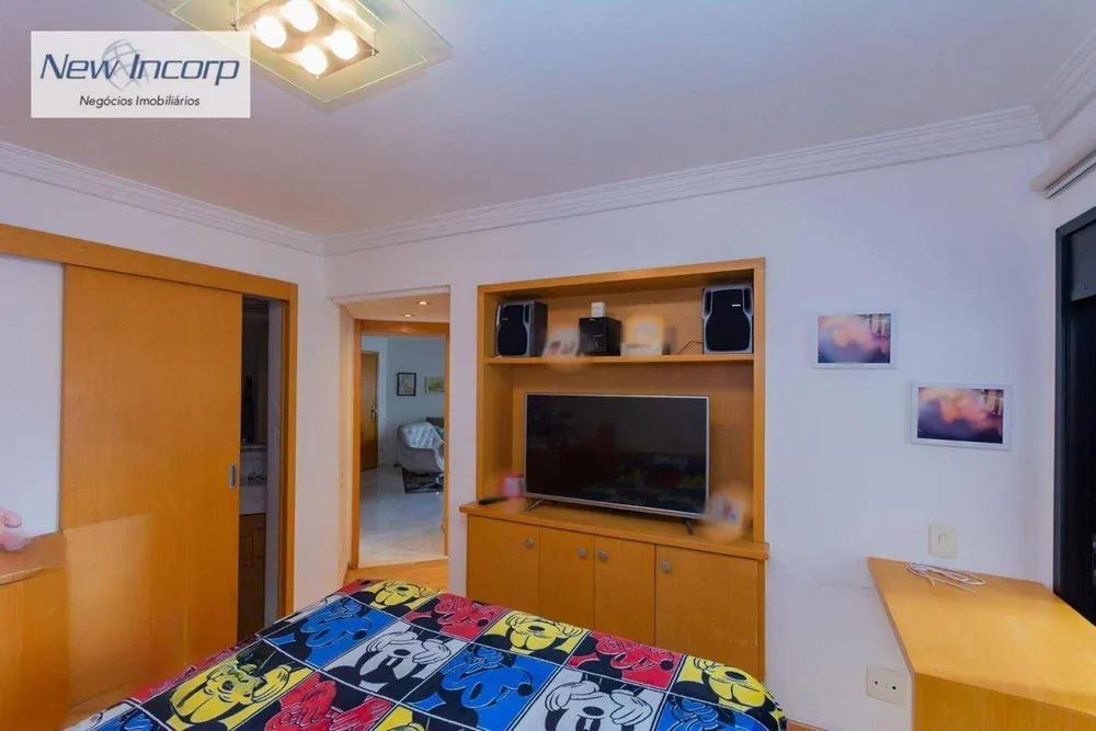 Apartamento, 3 quartos, 189 m² - Foto 2