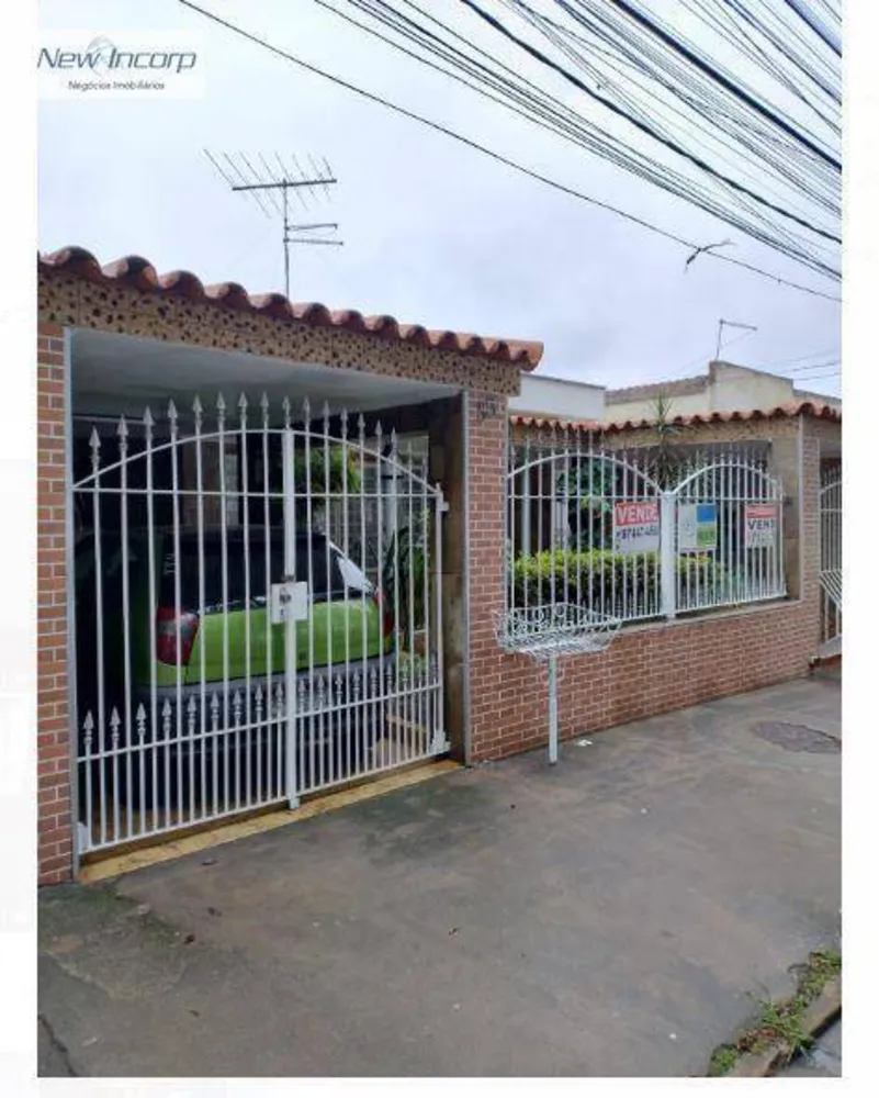 Casa, 3 quartos, 200 m² - Foto 1