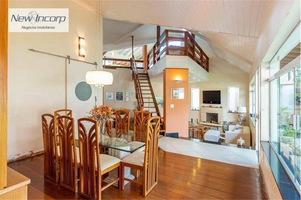 Sobrado, 4 quartos, 307 m² - Foto 2