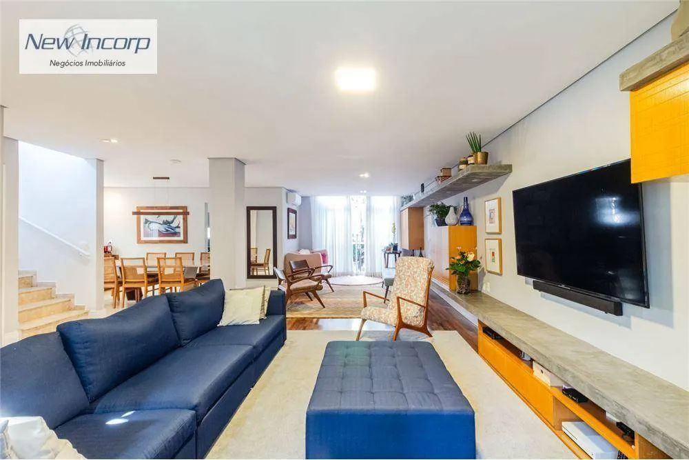 Casa, 3 quartos, 221 m² - Foto 2