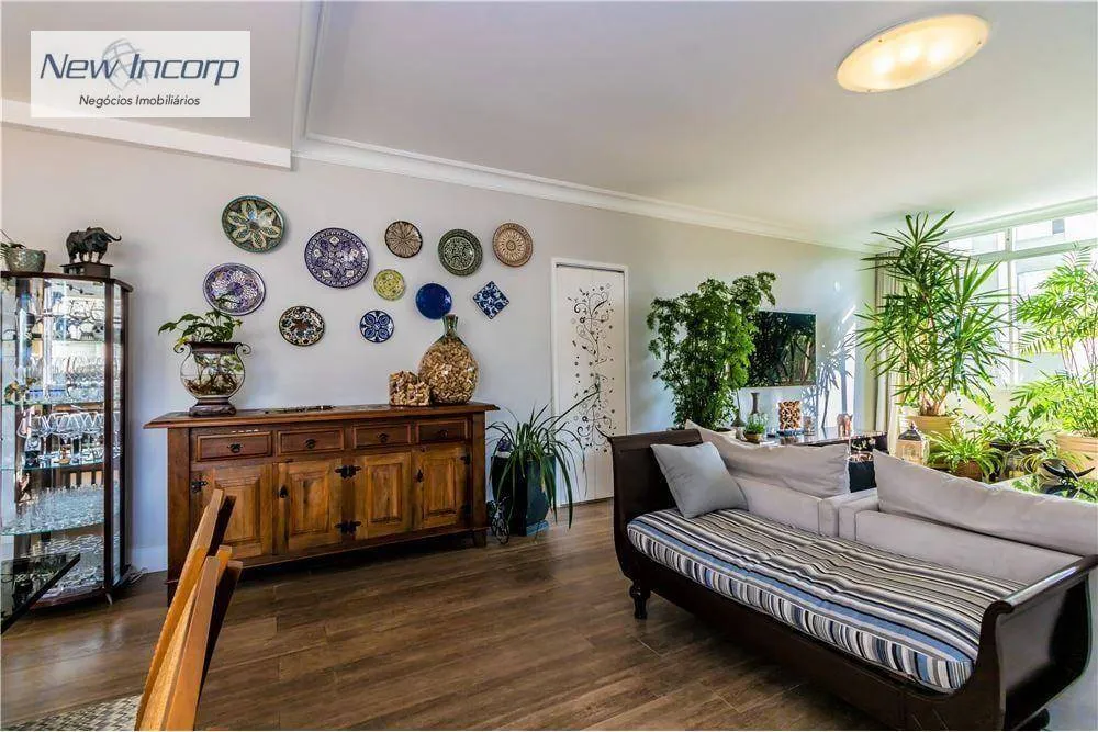 Apartamento, 3 quartos, 220 m² - Foto 3
