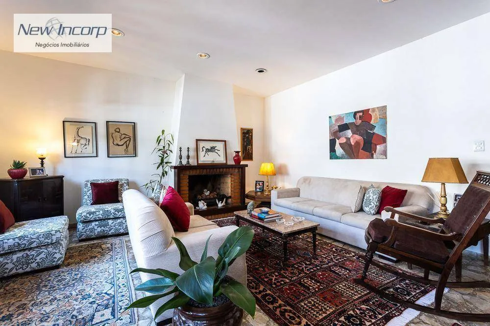 Casa, 3 quartos, 250 m² - Foto 1