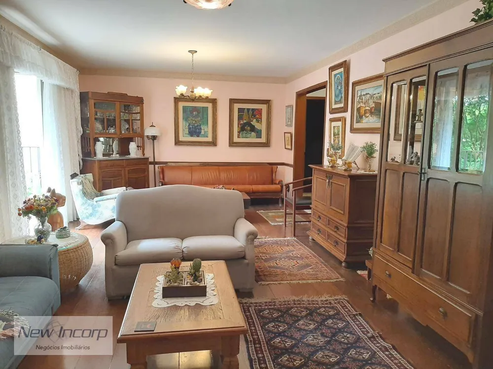 Apartamento, 4 quartos, 220 m² - Foto 1