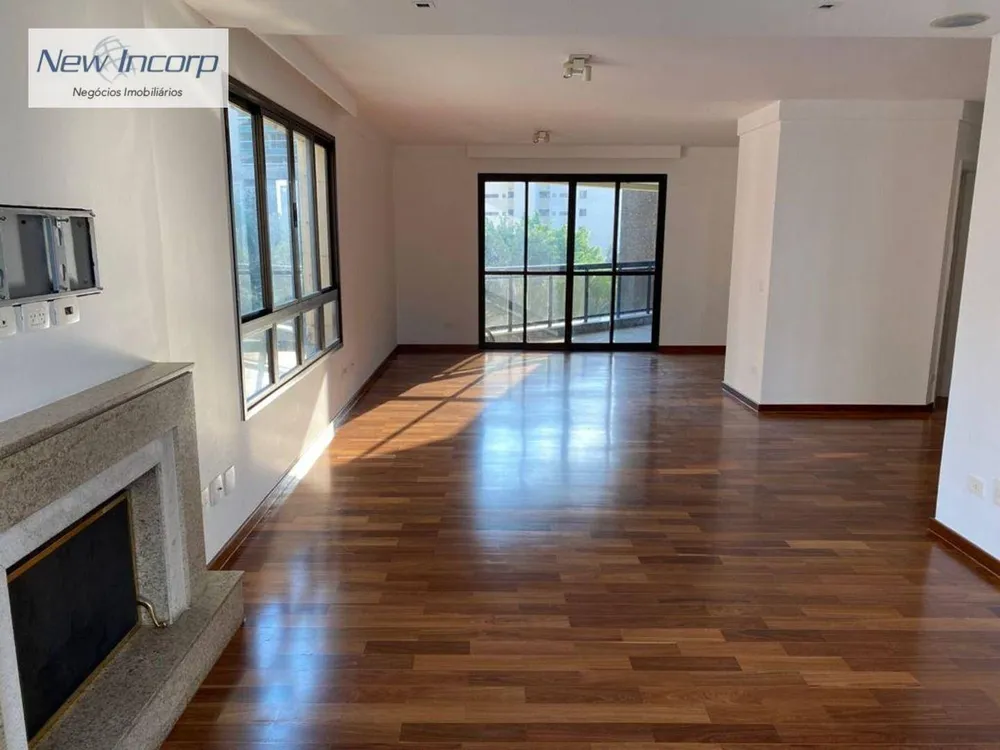 Apartamento, 4 quartos, 220 m² - Foto 1