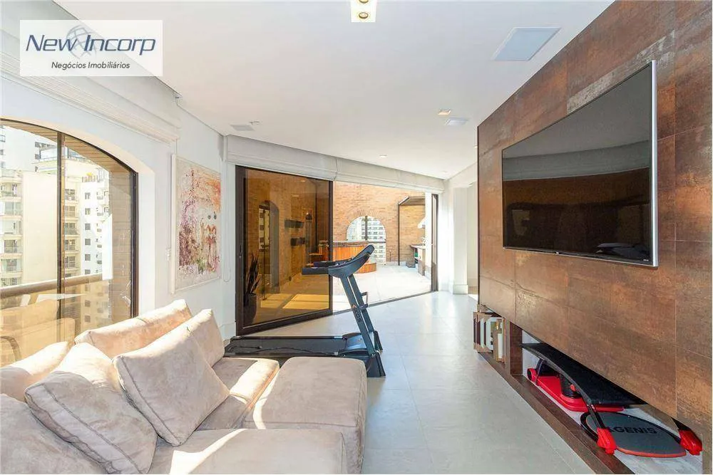 Cobertura, 3 quartos, 264 m² - Foto 1