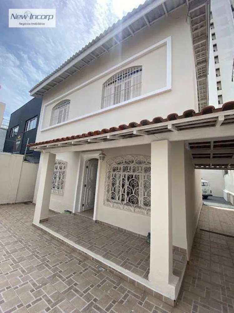 Casa, 2 quartos, 200 m² - Foto 1