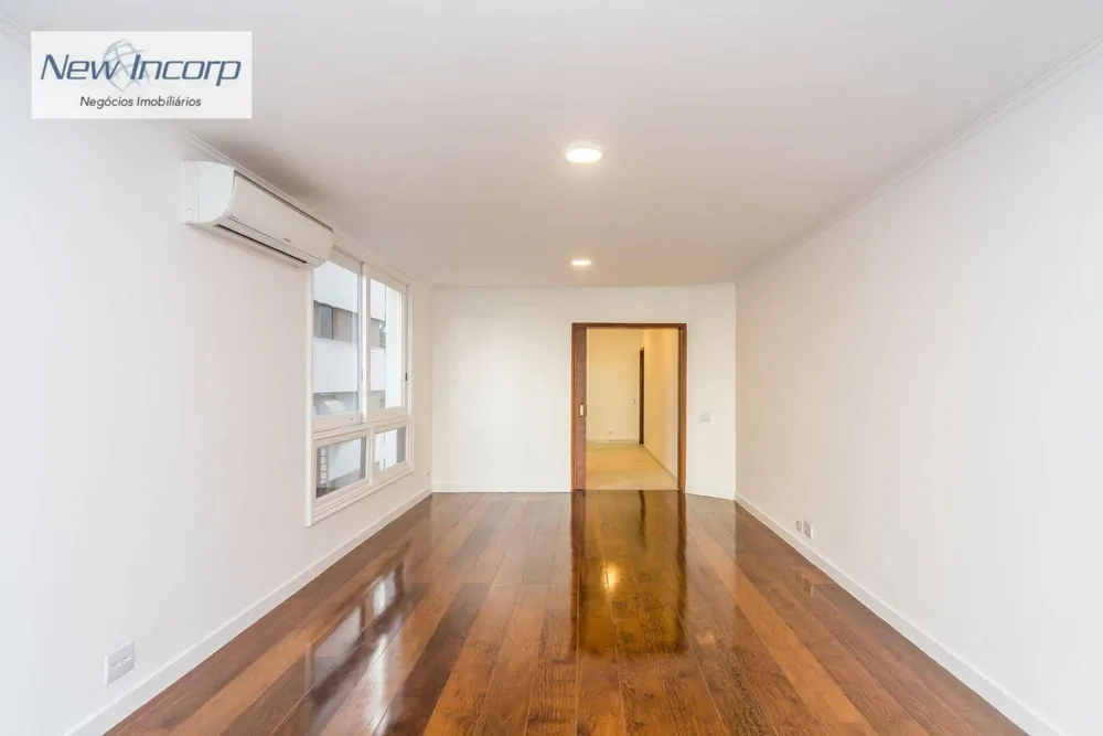 Apartamento, 3 quartos, 198 m² - Foto 2