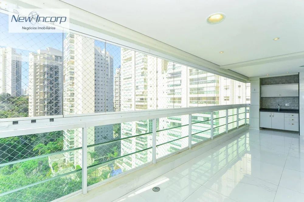 Apartamento, 3 quartos, 177 m² - Foto 1