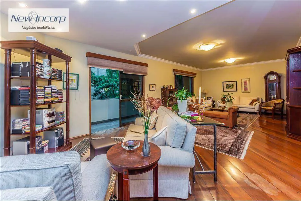 Apartamento, 4 quartos, 231 m² - Foto 1