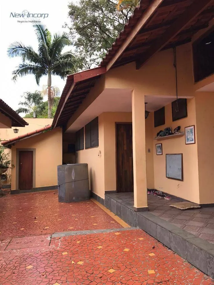 Sobrado, 4 quartos, 573 m² - Foto 1