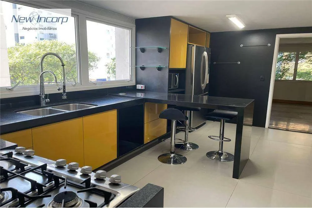 Apartamento, 3 quartos, 149 m² - Foto 1