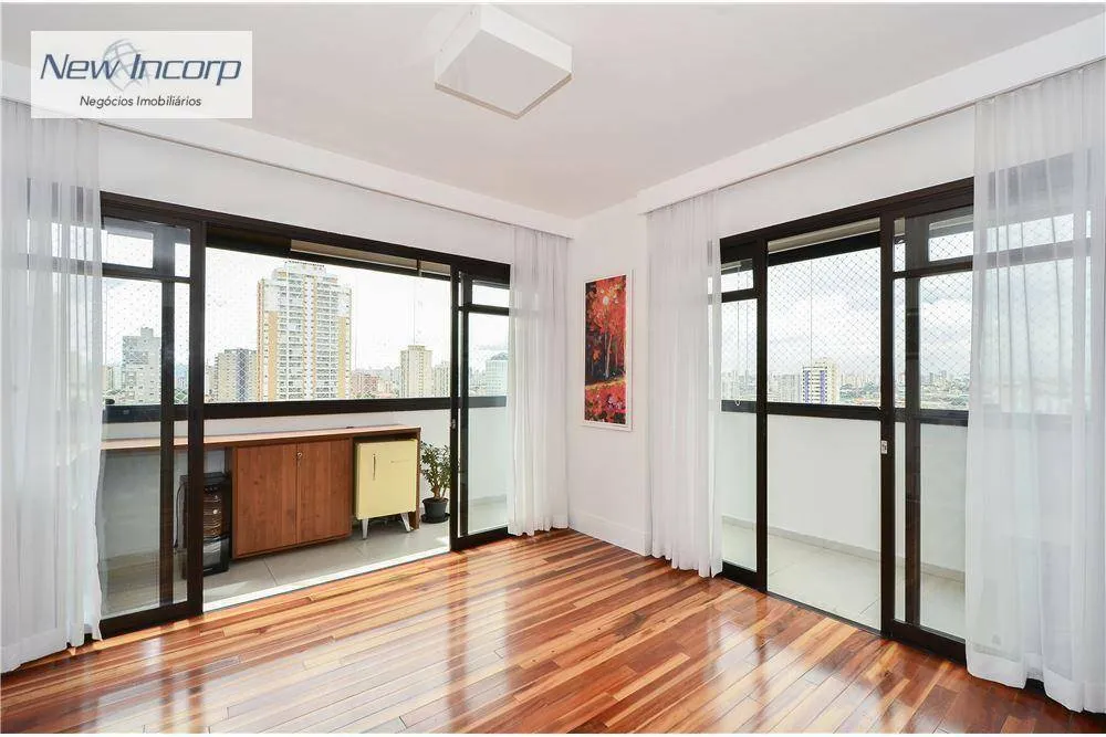 Apartamento, 3 quartos, 146 m² - Foto 2