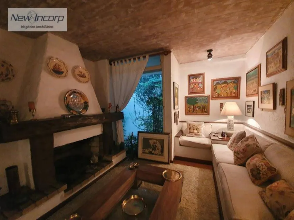 Sobrado, 3 quartos, 334 m² - Foto 2