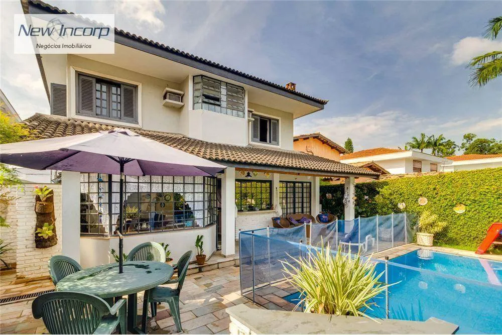 Sobrado, 3 quartos, 312 m² - Foto 1