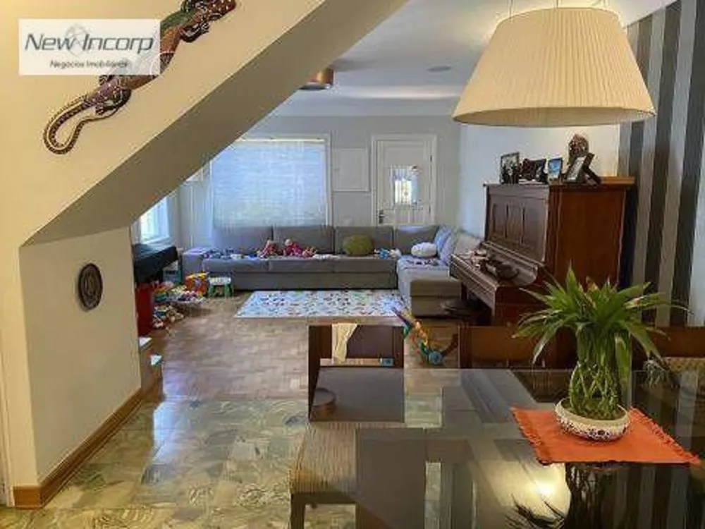 Sobrado, 4 quartos, 300 m² - Foto 1