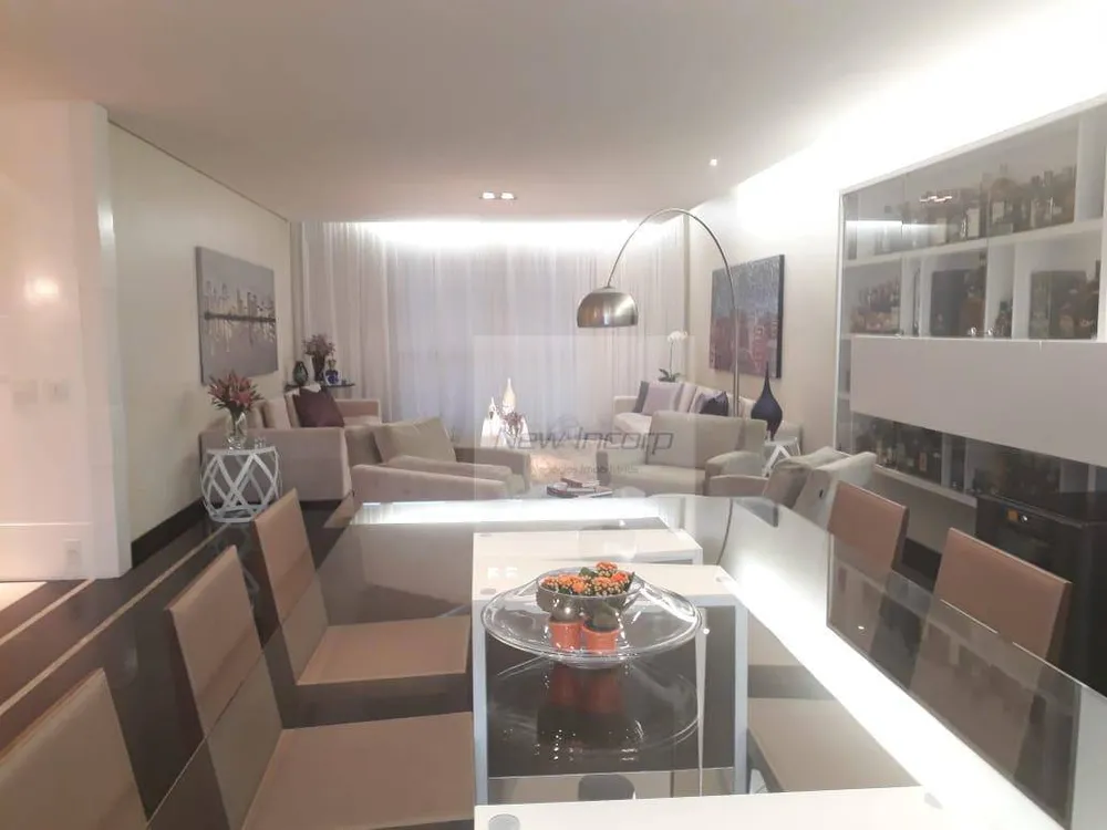 Apartamento, 3 quartos, 250 m² - Foto 2