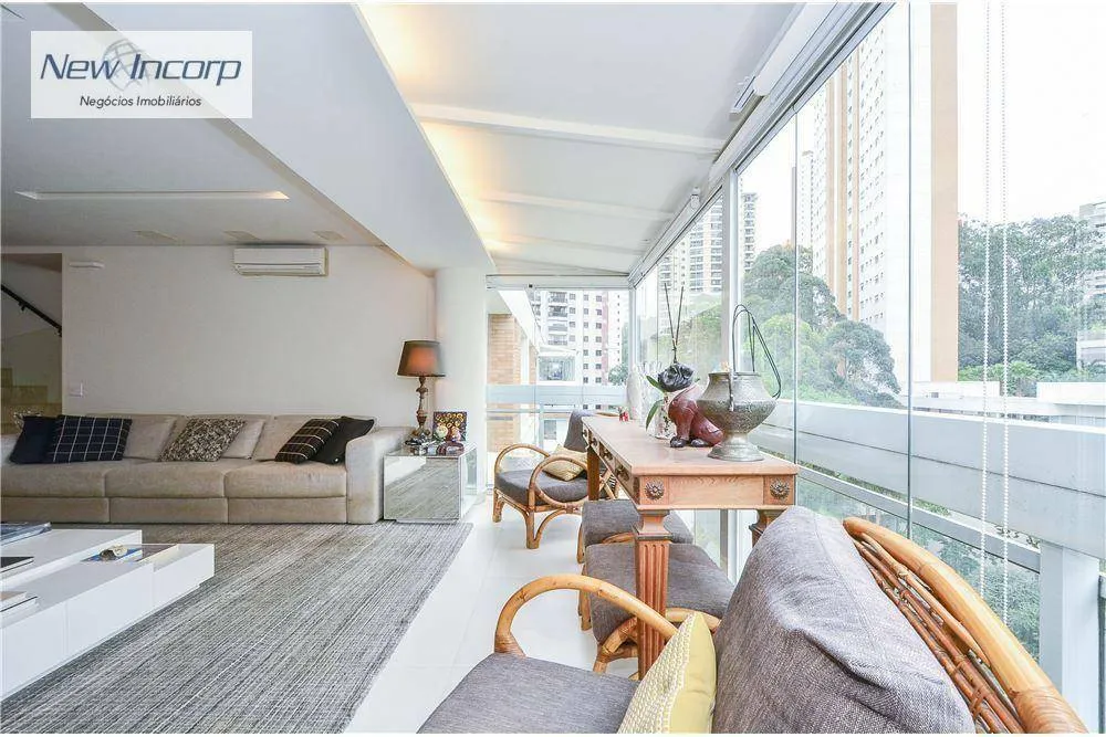 Cobertura, 3 quartos, 270 m² - Foto 1