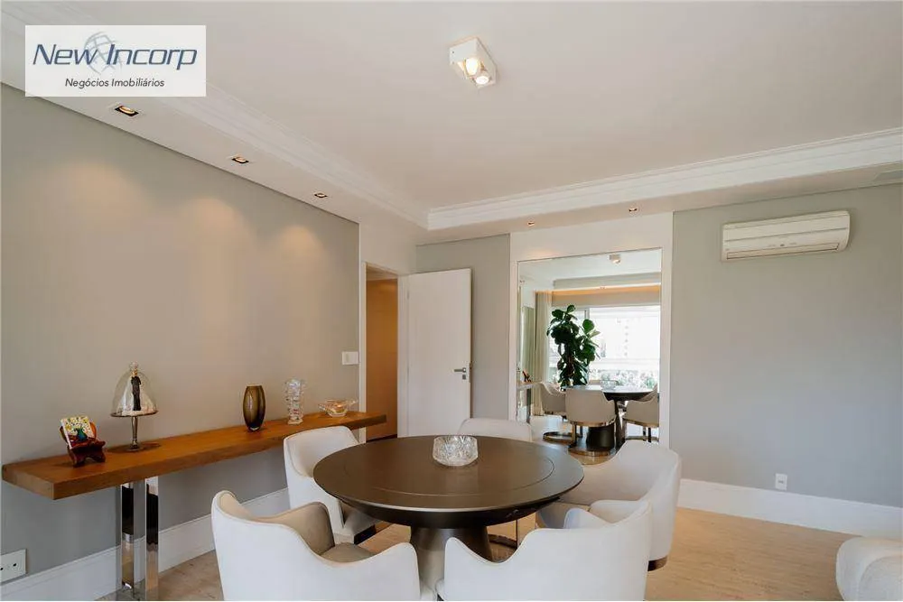 Apartamento, 4 quartos, 239 m² - Foto 4