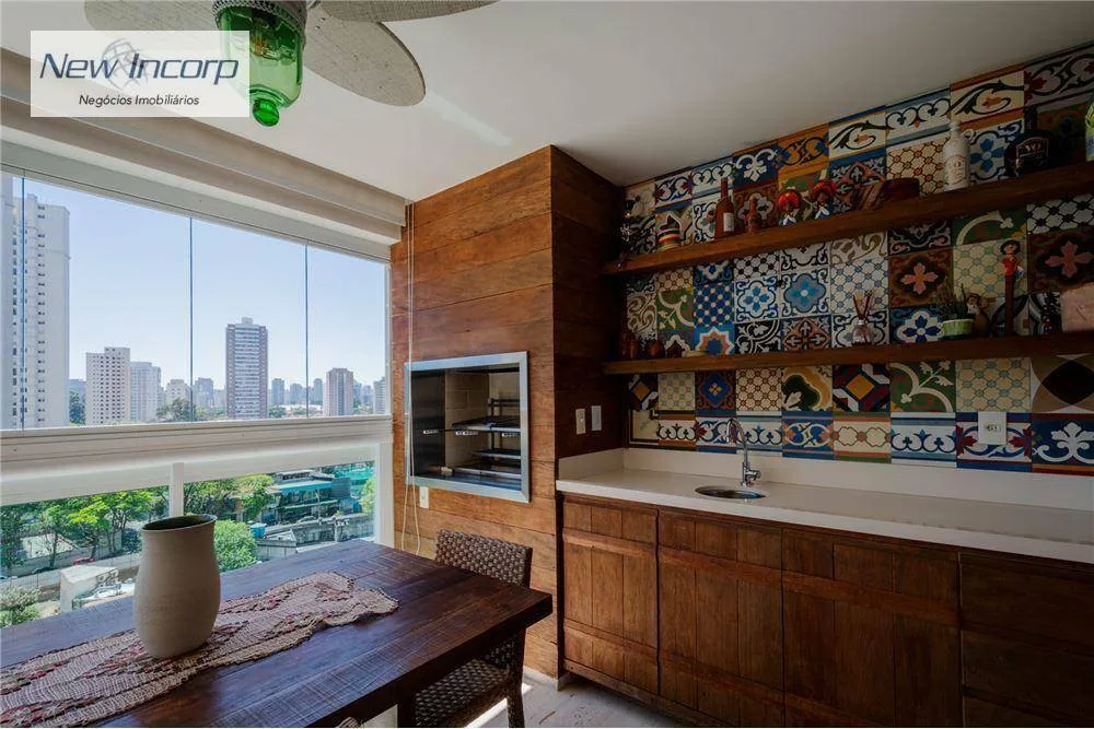Apartamento, 4 quartos, 239 m² - Foto 1