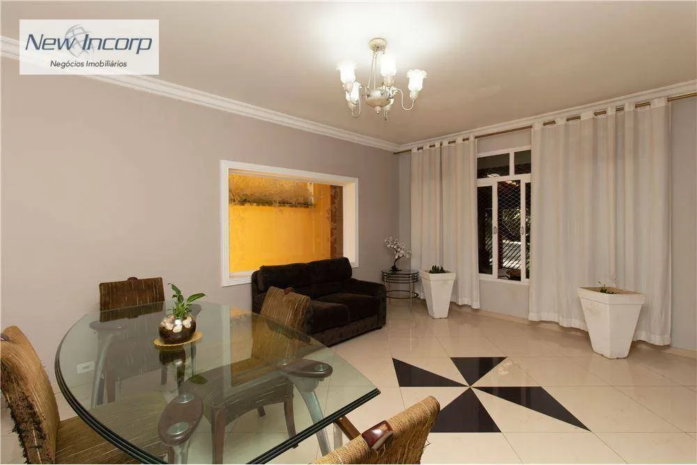 Sobrado, 3 quartos, 236 m² - Foto 4