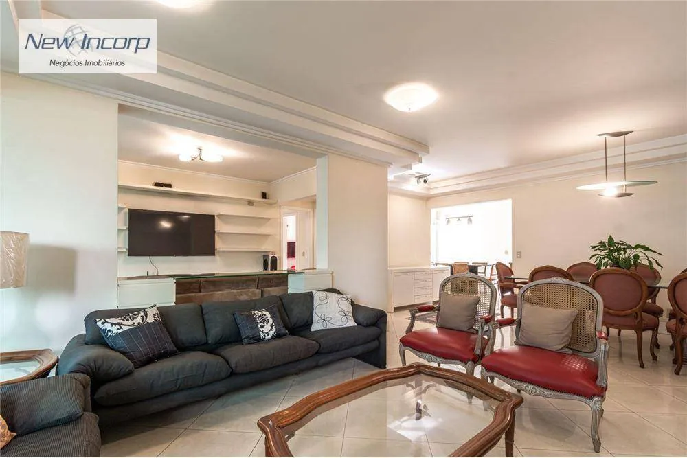 Apartamento, 3 quartos, 193 m² - Foto 2