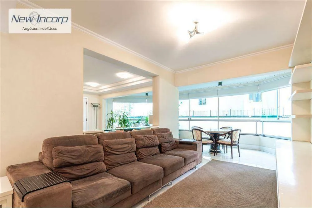 Apartamento, 3 quartos, 193 m² - Foto 4