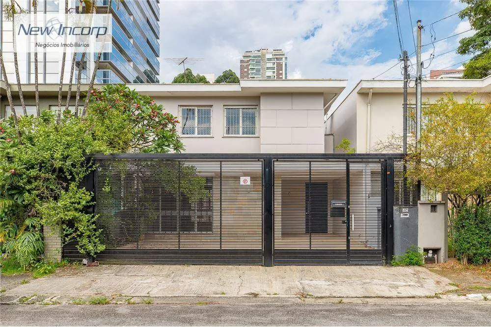 Sobrado, 3 quartos, 225 m² - Foto 1