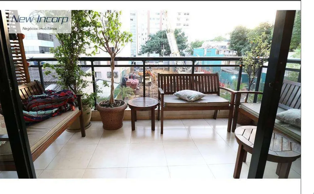 Apartamento, 3 quartos, 141 m² - Foto 3