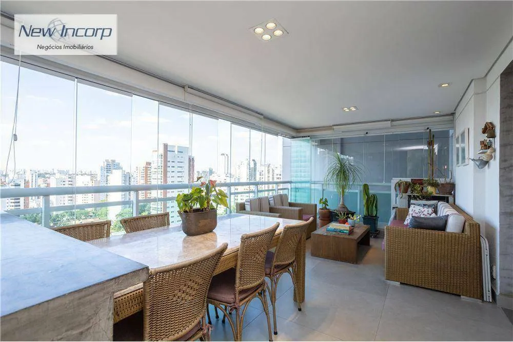 Apartamento, 3 quartos, 179 m² - Foto 2