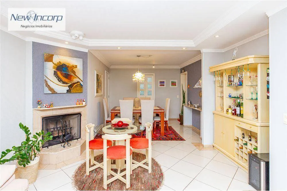 Apartamento, 3 quartos, 224 m² - Foto 2