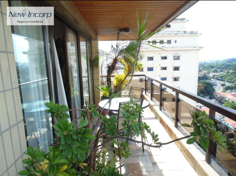 Apartamento, 3 quartos, 212 m² - Foto 1