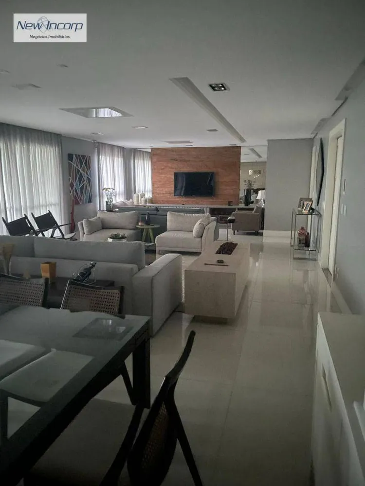 Apartamento, 3 quartos, 233 m² - Foto 4