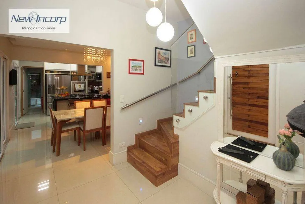Casa, 4 quartos, 200 m² - Foto 1