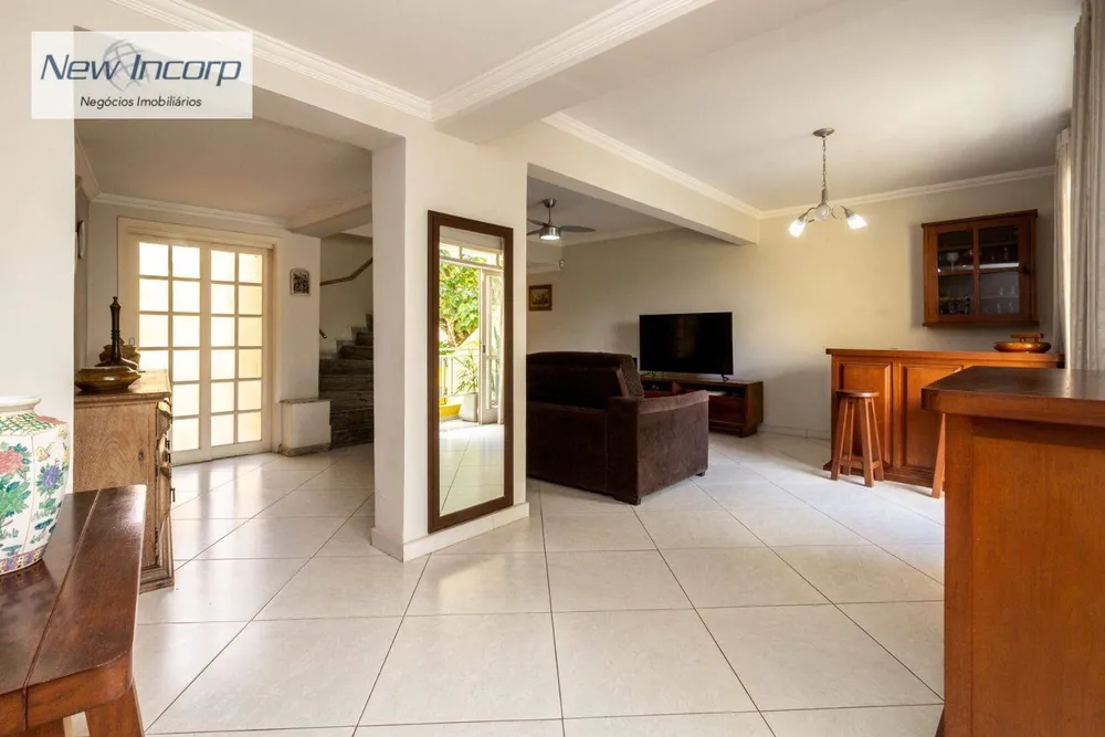 Sobrado, 3 quartos, 200 m² - Foto 2