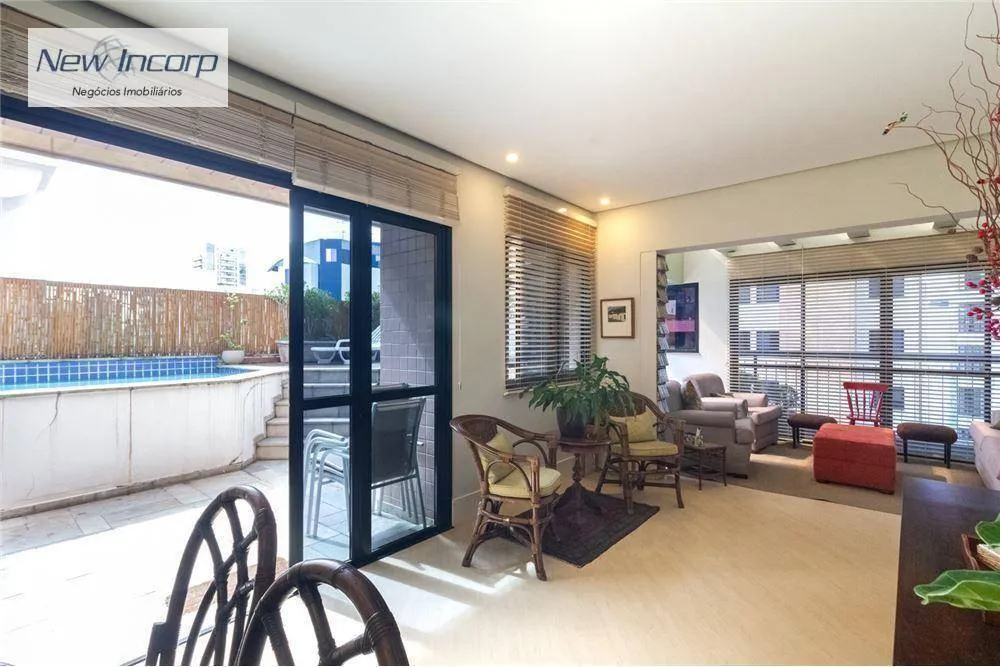 Cobertura, 4 quartos, 195 m² - Foto 3