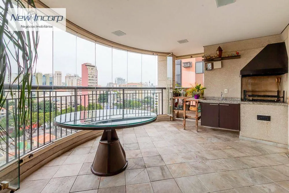Apartamento, 4 quartos, 240 m² - Foto 1