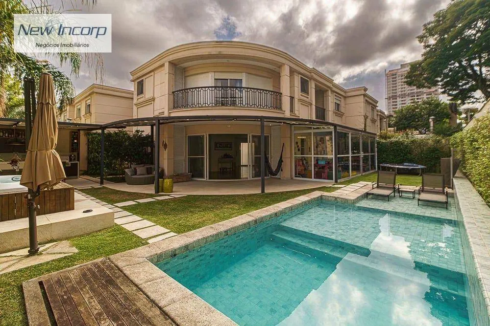 Casa, 4 quartos, 620 m² - Foto 1