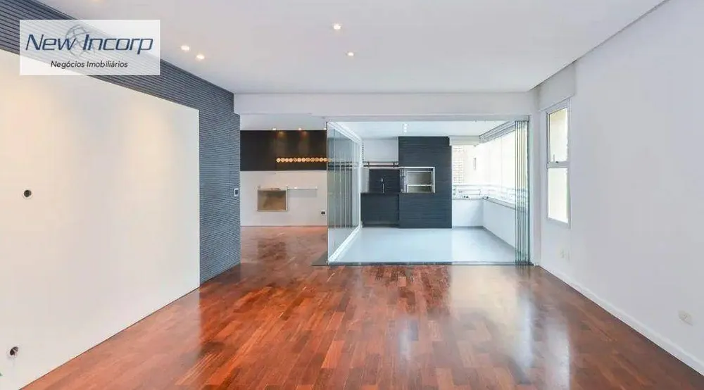 Apartamento, 3 quartos, 235 m² - Foto 1