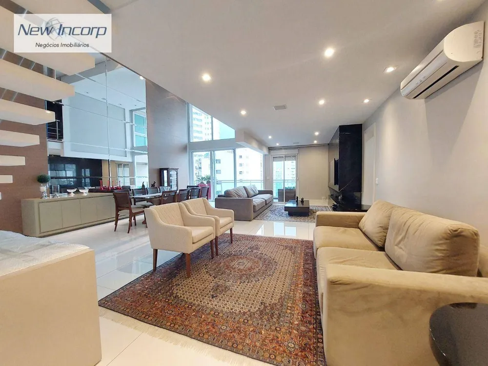 Apartamento, 4 quartos, 250 m² - Foto 1