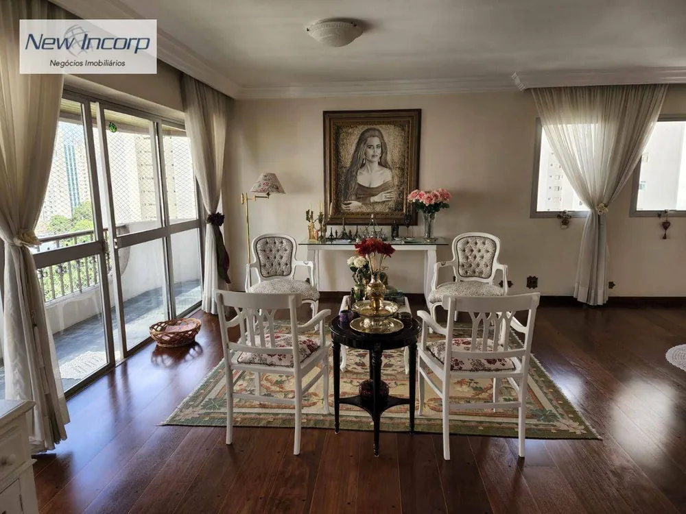 Apartamento, 3 quartos, 198 m² - Foto 1