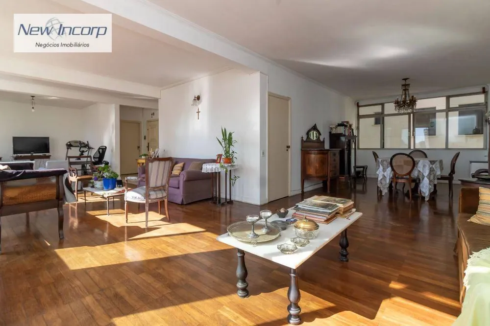 Apartamento, 3 quartos, 213 m² - Foto 1