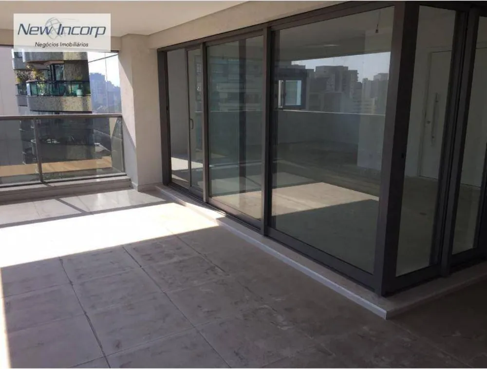 Apartamento, 3 quartos, 192 m² - Foto 2