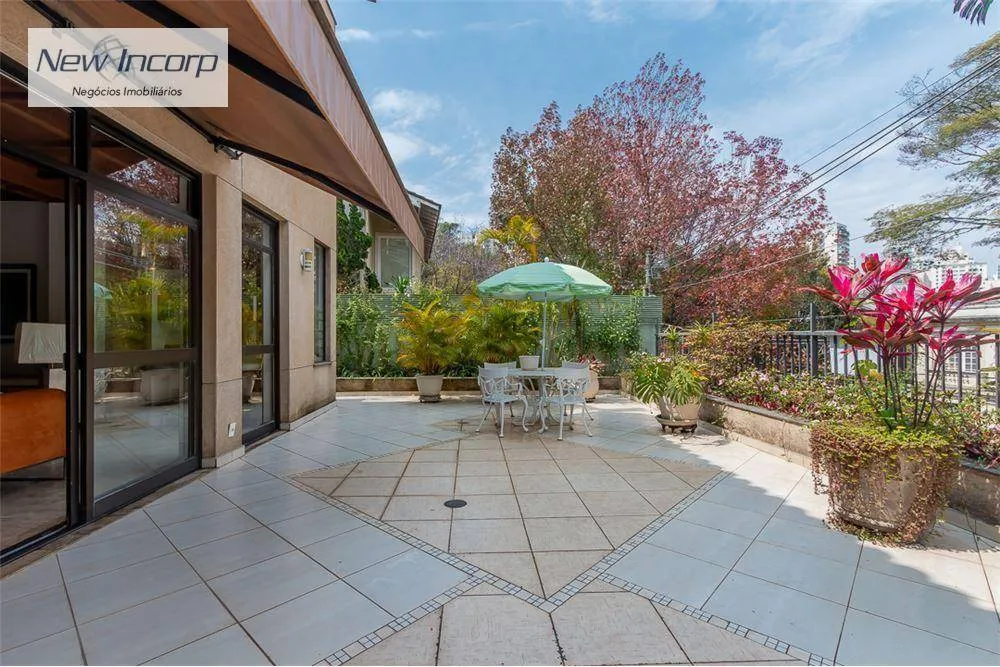 Casa, 4 quartos, 565 m² - Foto 1