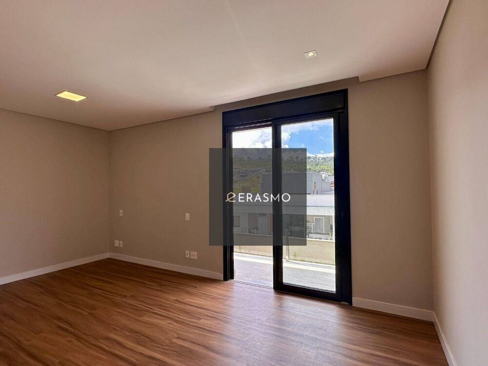 Casa de Condomínio à venda com 5 quartos, 581m² - Foto 25