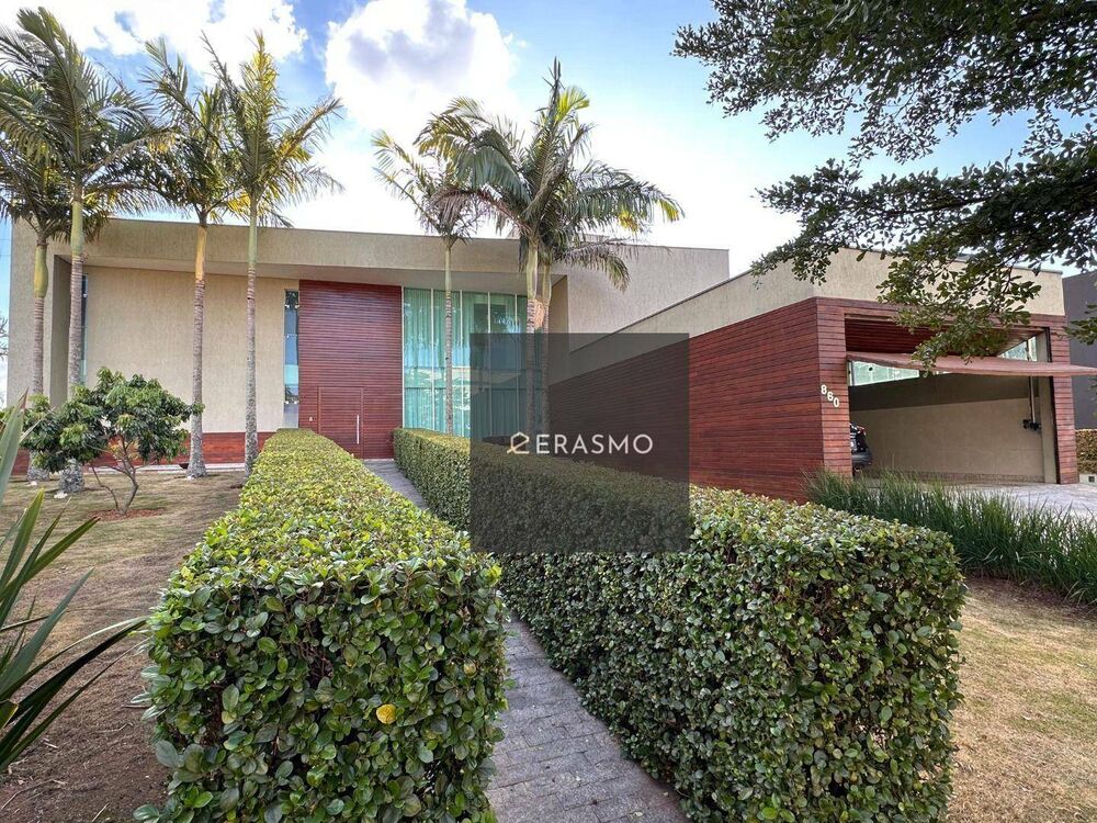 Casa de Condomínio à venda com 4 quartos, 900m² - Foto 1