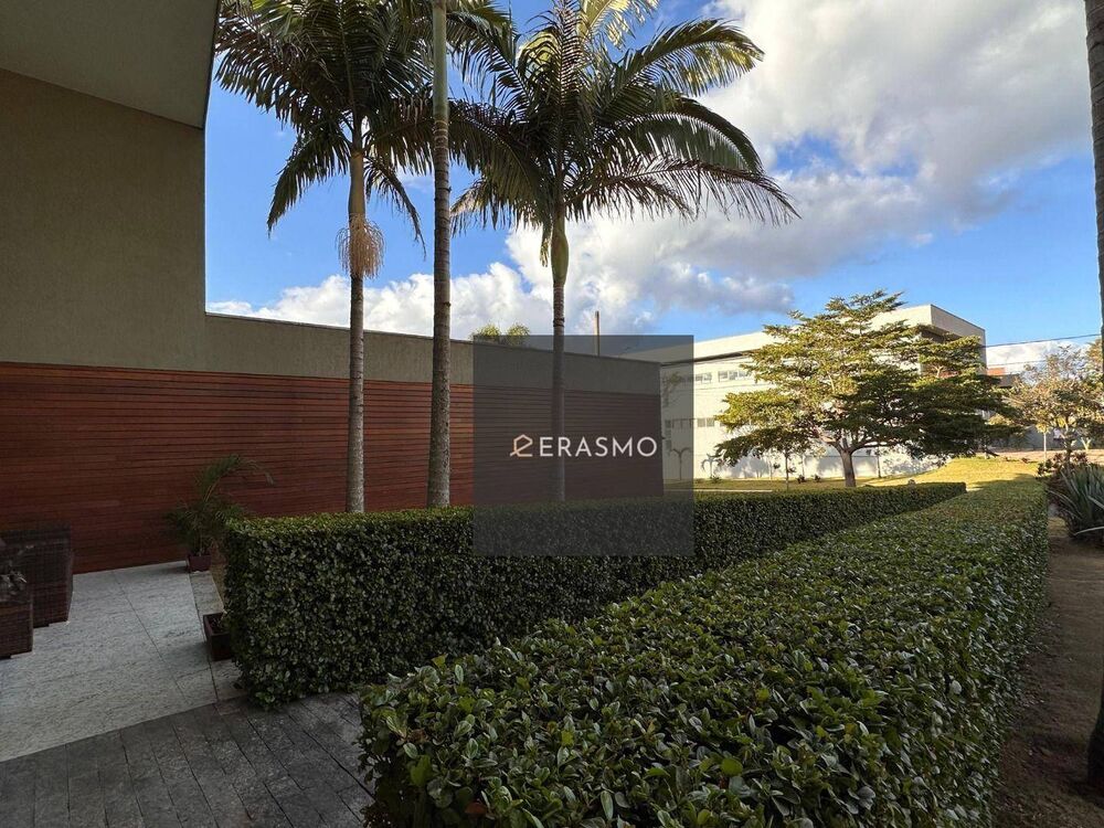 Casa de Condomínio à venda com 4 quartos, 900m² - Foto 2