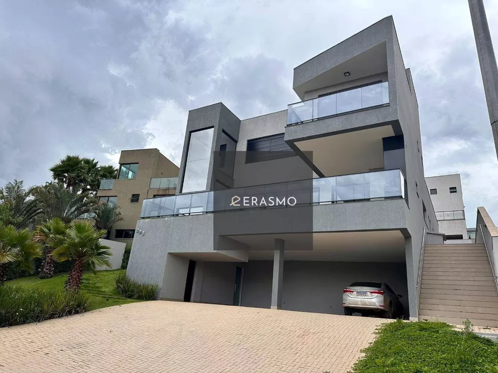 Casa de Condomínio à venda com 4 quartos, 353m² - Foto 3